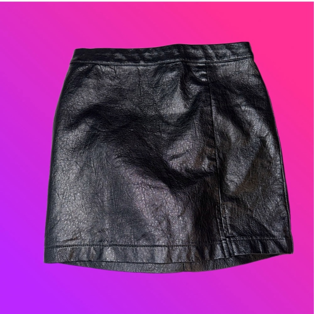 Girls Art Class Black faux Leather Skirt Size Small 6/7